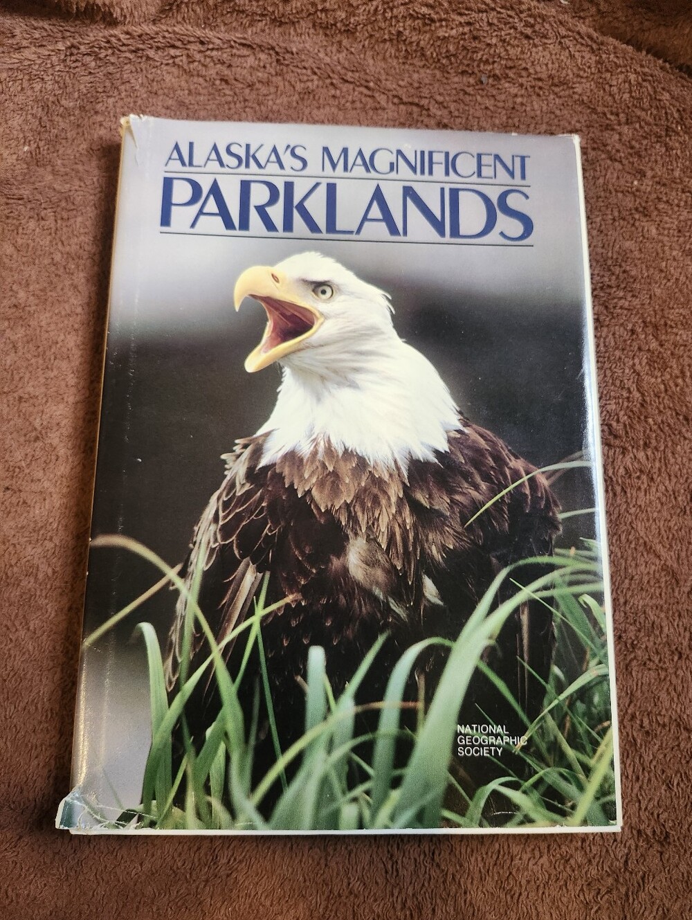 1984 Alaska's Magnificent Parklands Coffee Table Picture Book